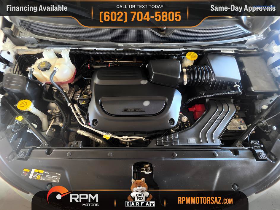 Used 2025 Chrysler Pacifica Select FWD image 28