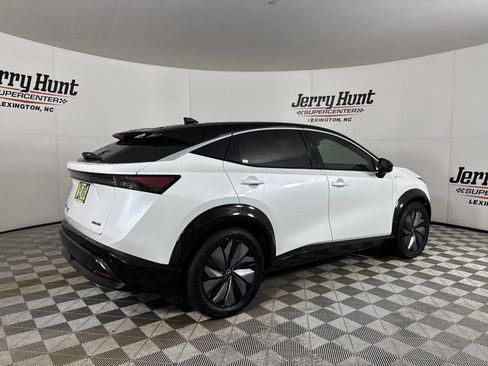 Used 2023 Nissan Ariya FWD image 4