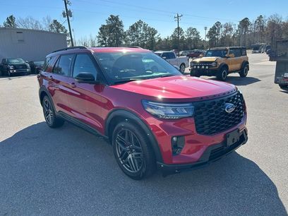 Used 2025 Ford Explorer ST