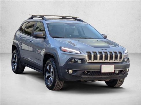 Used 2014 Jeep Cherokee Trailhawk w/ Leather Interior Group image 3