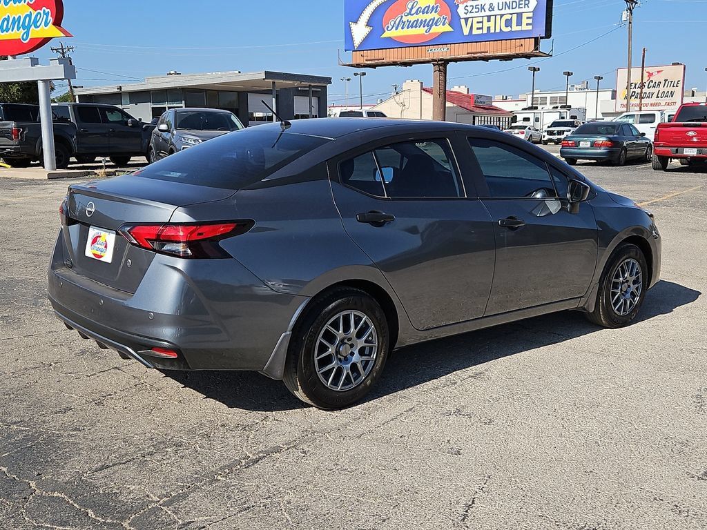 Used 2025 Nissan Versa S FWD image 11