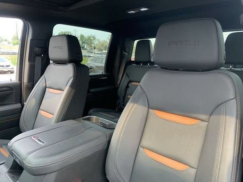 Used 2024 GMC Sierra 2500 AT4 w/ AT4 Premium Plus Package AWD/4WD image 20