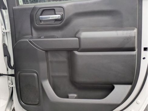 Certified 2025 Chevrolet Silverado 1500 Custom image 25