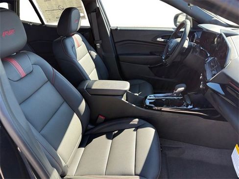 New 2026 Chevrolet Trax RS w/ Driver Confidence Package image 15