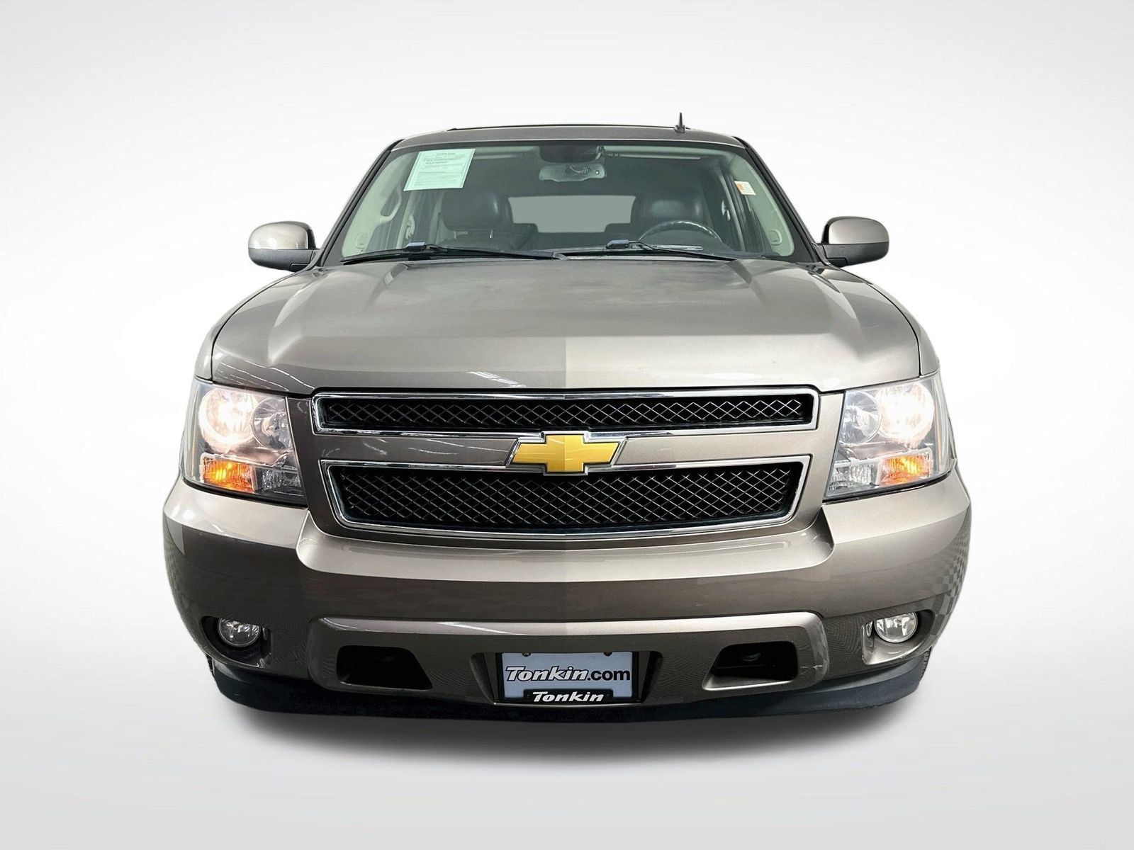 Used 2013 Chevrolet Tahoe LT w/ Luxury Package AWD/4WD image 2