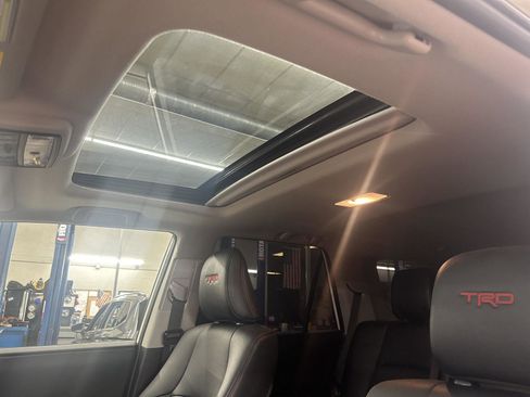 Used 2021 Toyota 4Runner TRD Off-Road Premium w/ Moonroof Package image 15