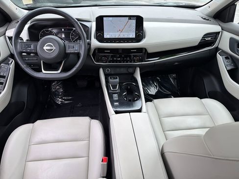 Certified 2023 Nissan Rogue SL w/ SL Premium Package image 15