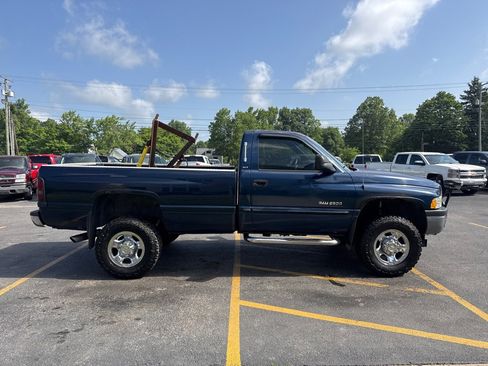 Used 2001 Dodge Ram 2500 Truck 4x4 Regular Cab image 5