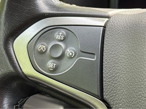 Used 2018 Chevrolet Silverado 1500 LT image 12