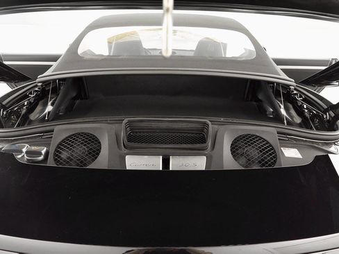 Used 2017 Porsche 911 Carrera S RWD image 36