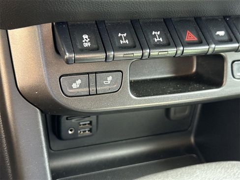 Used 2021 Chevrolet Colorado ZR2 w/ Colorado ZR2 Bison Edition image 37