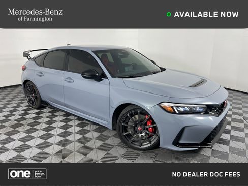 Used 2023 Honda Civic Type R image 1