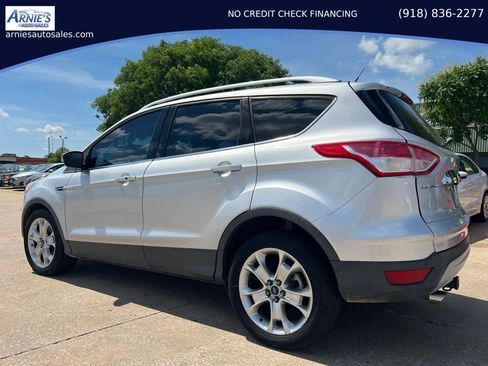 Used 2014 Ford Escape Titanium AWD/4WD image 2