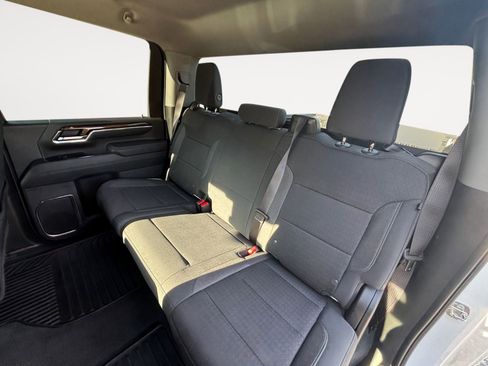 Used 2024 Chevrolet Silverado 2500 LT image 13