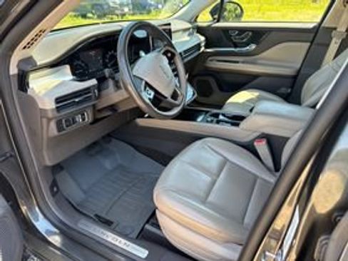 Used 2020 Lincoln Corsair AWD w/ Equipment Group 101A image 7