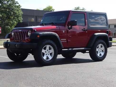 Used 2013 Jeep Wrangler Sport AWD/4WD image 11