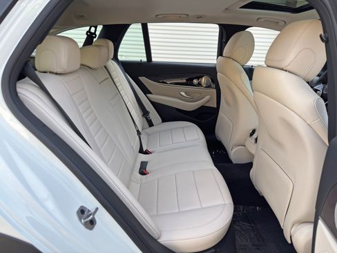 Used 2023 Mercedes-Benz E 450 4MATIC All-Terrain Wagon image 45