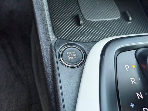 Certified 2025 Kia K4 GT-Line image 25
