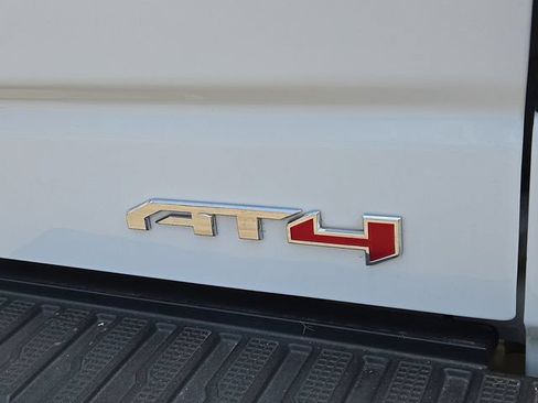 Used 2021 GMC Sierra 1500 AT4 w/ AT4 Value Package AWD/4WD image 35