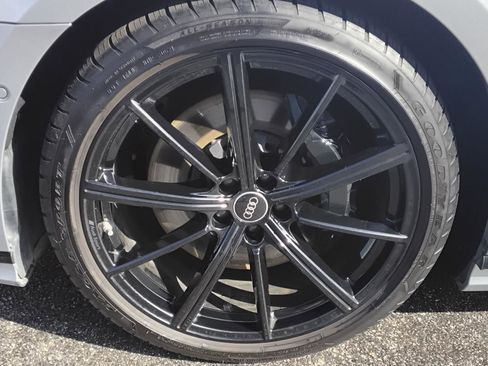 Certified 2022 Audi A8 L 3.0T image 11