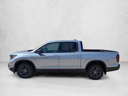 Used 2025 Honda Ridgeline Sport image 8