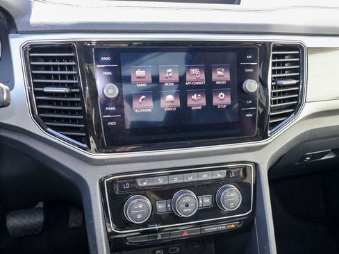 Used 2018 Volkswagen Atlas SEL image 21