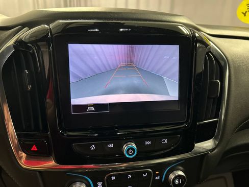 Used 2023 Chevrolet Traverse LT w/ LPO, Floor Liner Package AWD/4WD image 18