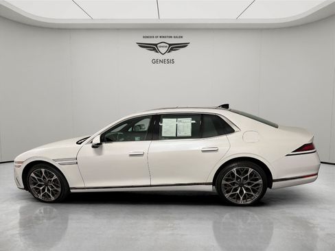 Used 2025 Genesis G90 3.5T AWD/4WD image 2