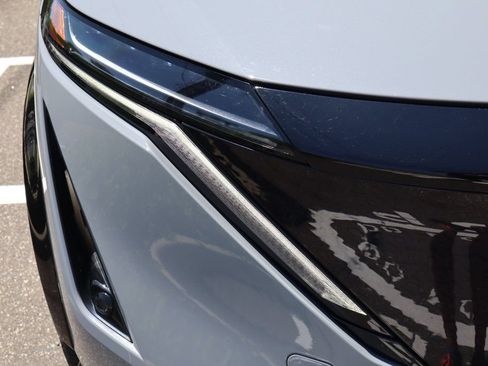 Certified 2023 Nissan Ariya FWD image 10