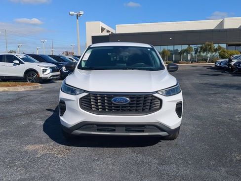 Used 2025 Ford Escape Active AWD/4WD image 3