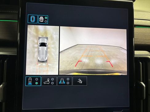 New 2026 GMC Acadia Denali w/ Super Cruise Package image 37