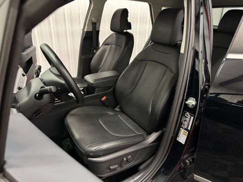Used 2023 Kia Sportage EX FWD image 38
