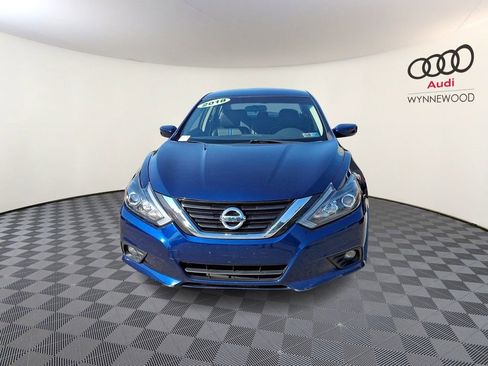Used 2018 Nissan Altima 2.5 SR w/ SR Special Edition FWD image 2