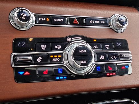 Used 2020 Lincoln Aviator Reserve w/ Equipment Group 202A AWD/4WD image 18