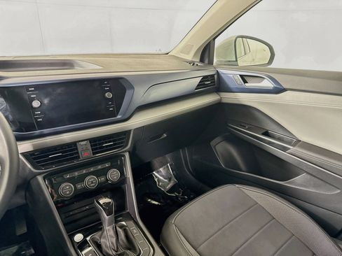 Certified 2024 Volkswagen Taos SE AWD/4WD image 22
