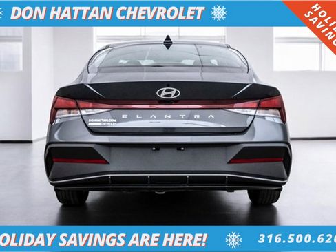 Used 2024 Hyundai Elantra SEL image 35