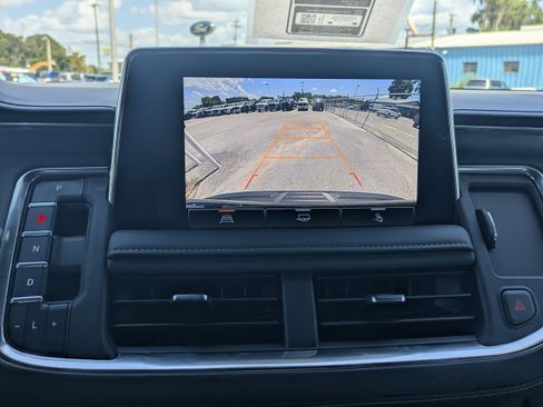 Used 2023 GMC Yukon AT4 w/ LPO, Floor Liner Package AWD/4WD image 22