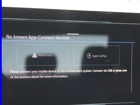 Used 2025 Volkswagen Jetta Sport FWD image 31