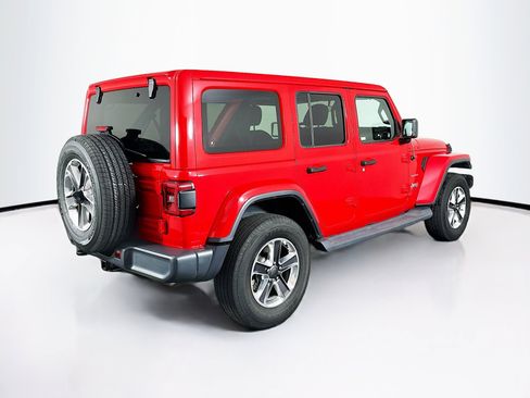 Used 2019 Jeep Wrangler Unlimited Sahara w/ LED Lighting Group image 9