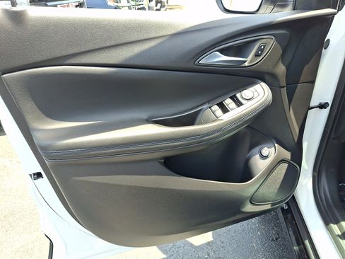 Used 2025 Buick Encore GX Sport Touring w/ Advanced Technology Package AWD/4WD image 14