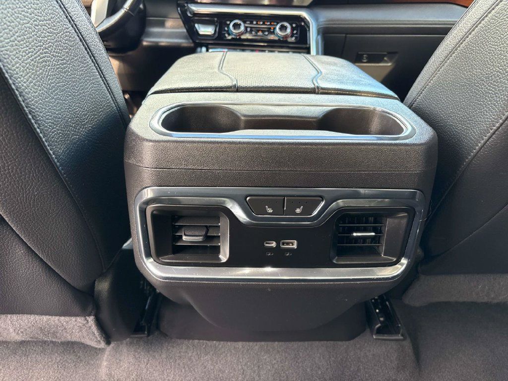 Used 2023 GMC Sierra 1500 Denali AWD/4WD image 17
