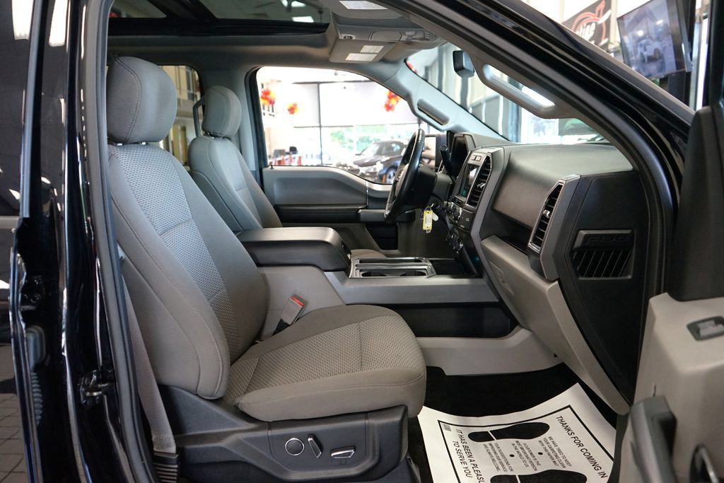 Used 2018 Ford F150 XLT w/ Equipment Group 302A Luxury AWD/4WD image 42