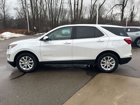 Used 2020 Chevrolet Equinox LT image 2