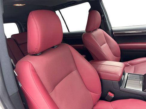 Used 2022 Lexus GX 460 Premium image 48