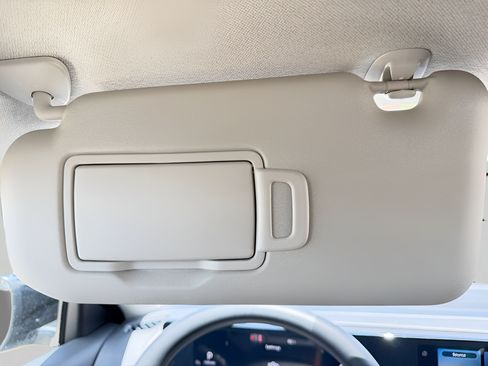 New 2026 Nissan Sentra SV w/ Floor Mat Package FWD image 23
