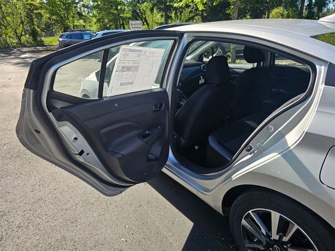 New 2025 Nissan Versa SV w/ Trunk Package image 20