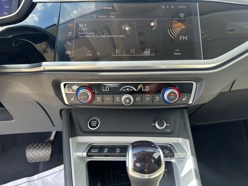 Used 2023 Audi Q3 2.0T Premium Plus w/ Premium Plus Package image 19