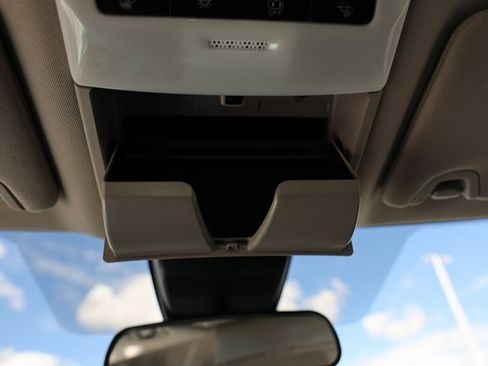Used 2023 Nissan Altima 2.5 SV image 32