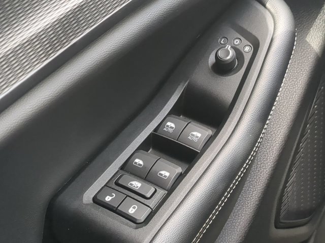 Certified 2024 Jeep Grand Cherokee Altitude AWD/4WD image 30