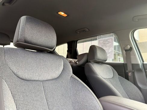 Used 2019 Hyundai Santa Fe SE image 15